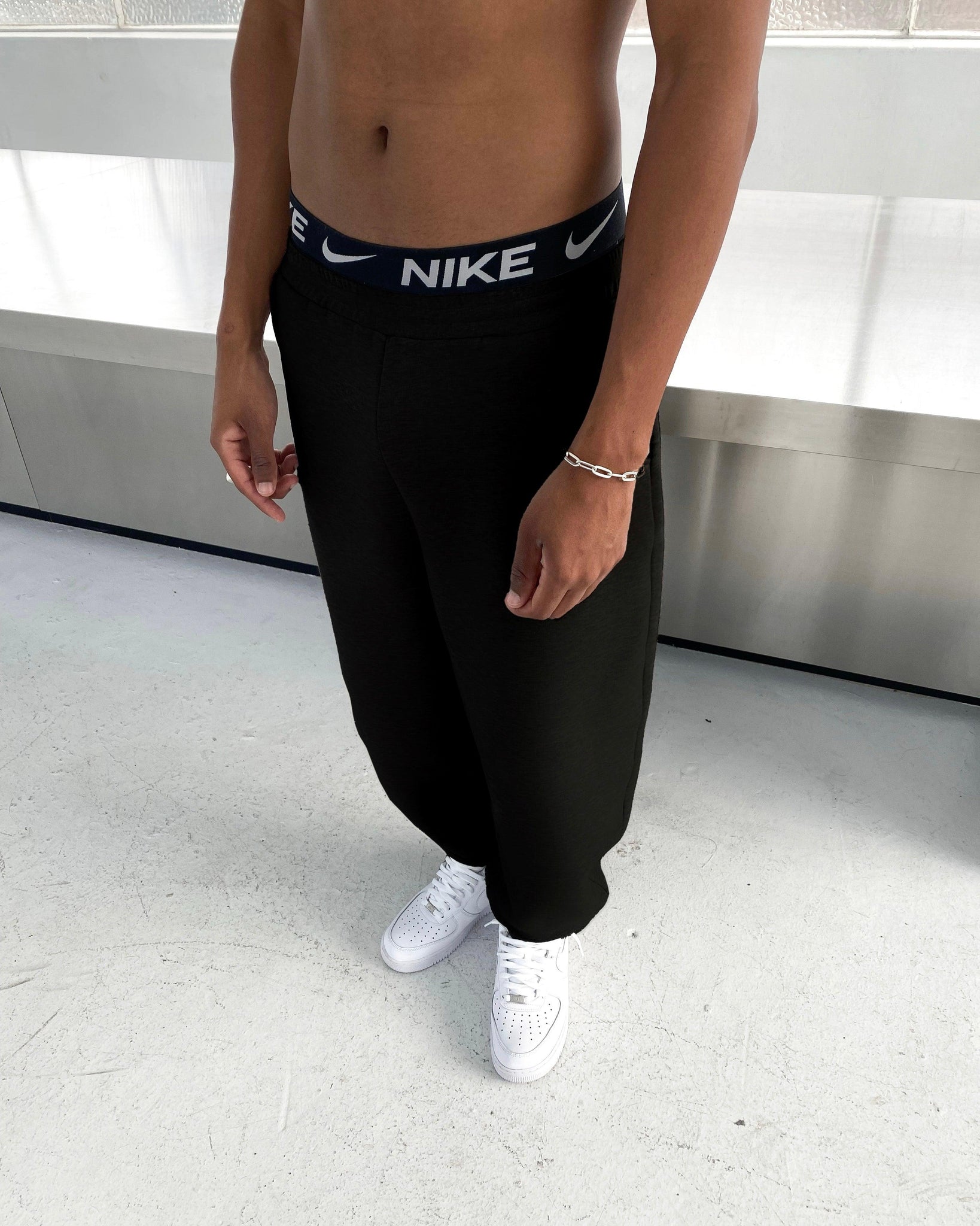 COZY SWEATPANT - BLACK